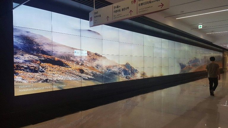 강남 코엑스 디스플레이 난반사필름 부착시공