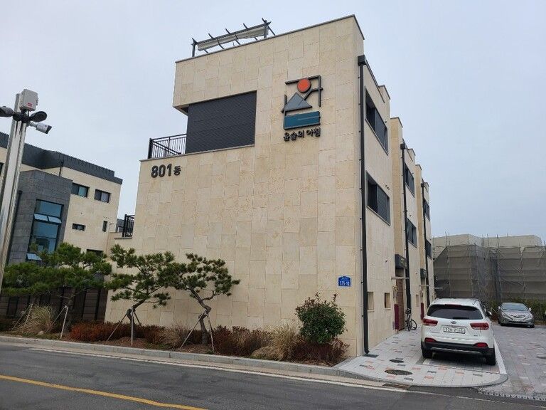 윤슬의 아침  안전방범필름 시공